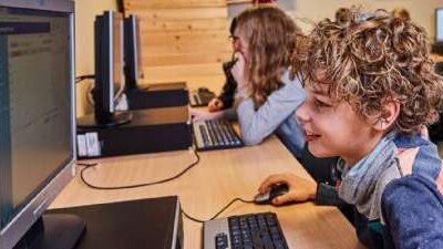 Werkplek aanbesteding Onderwijsgroep Noord naar Bossers & Cnossen